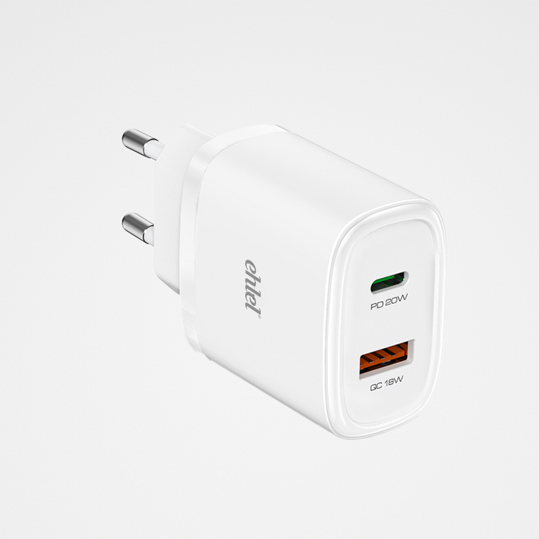 Versatile Europe Charger – USB-A, Type-C, & Lightning Ready | Ehlel ETR38